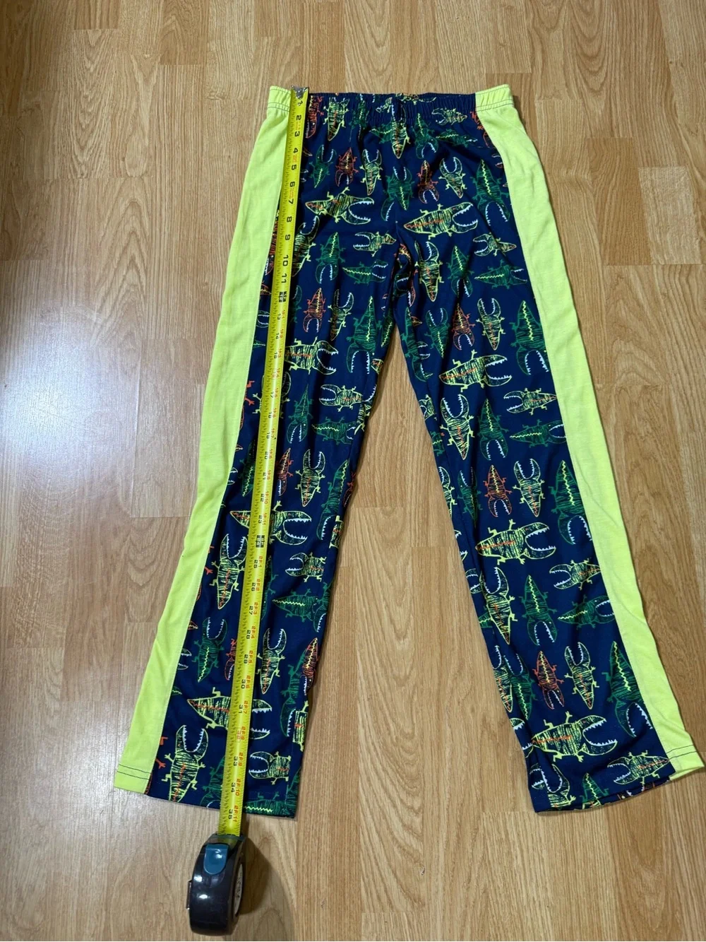 Gymboree Lime & Navy Alligator Two-Piece Pajama Set - Size L (10/12 )